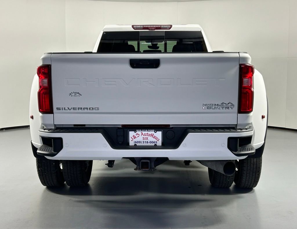 Used 2022 Chevrolet Silverado 3500 High Country AWD/4WD image 6