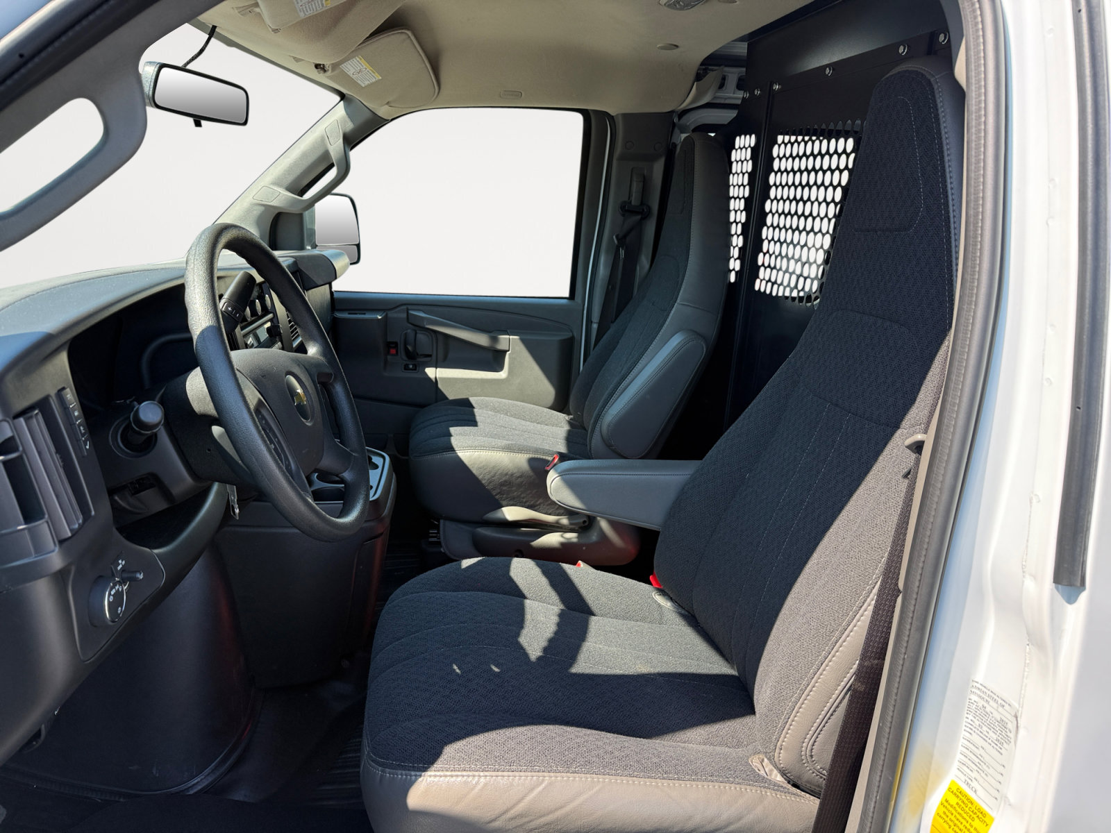 Used 2025 Chevrolet Express 2500 w/ Driver Convenience Package RWD image 10