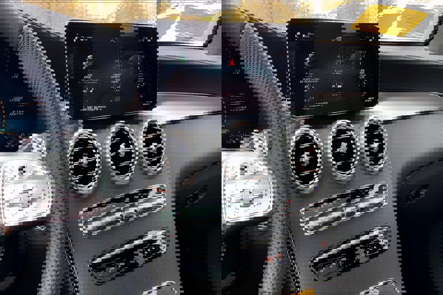 Used 2022 Mercedes-Benz GLC 43 AMG 4MATIC image 8