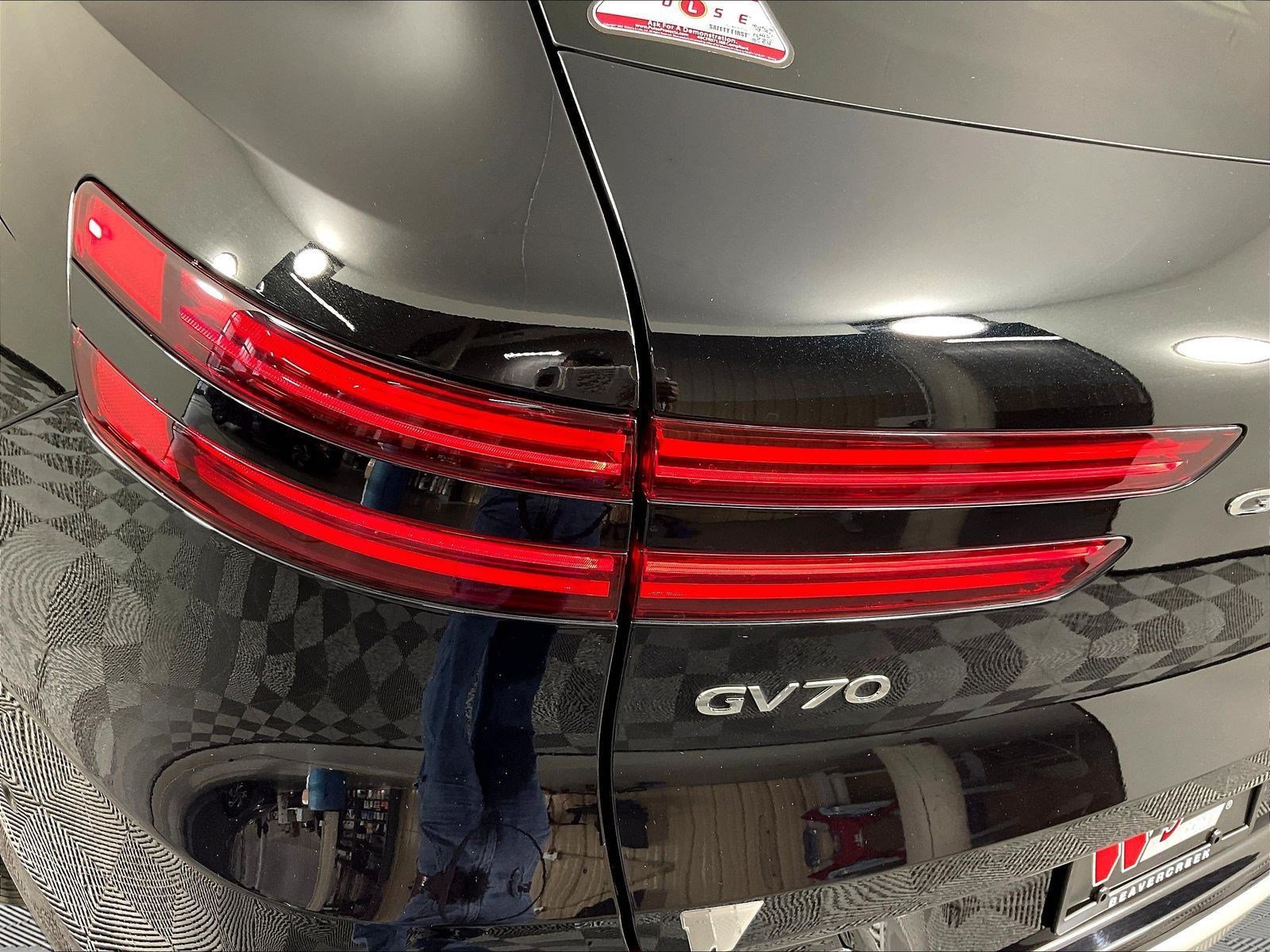 Used 2024 Genesis Electrified GV70 w/ Prestige Package AWD/4WD image 23