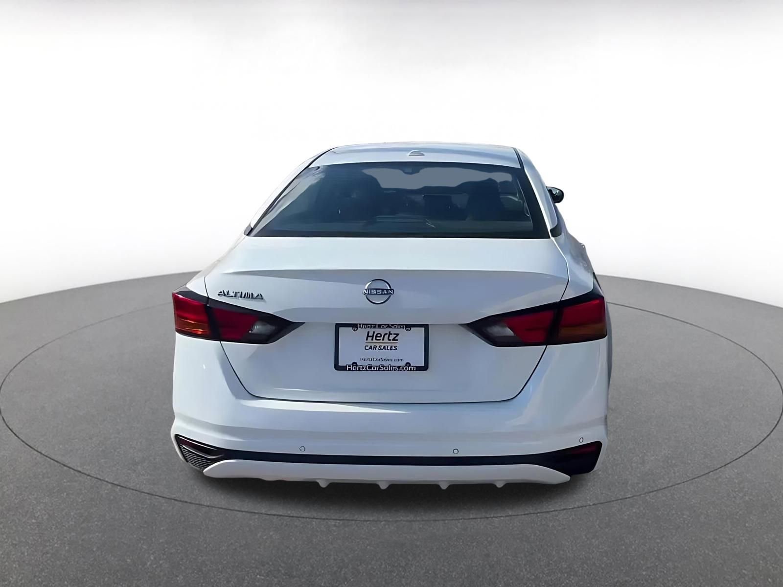 Used 2025 Nissan Altima 2.5 SV image 12