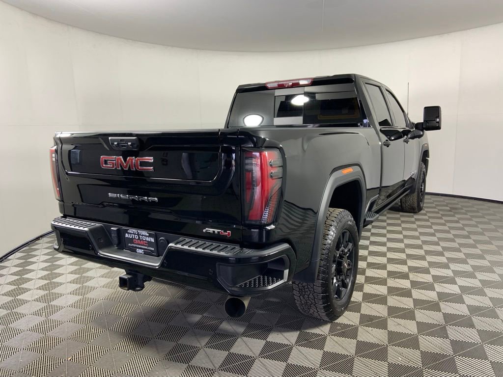 Used 2024 GMC Sierra 2500 AT4 w/ AT4 Premium Plus Package AWD/4WD image 3