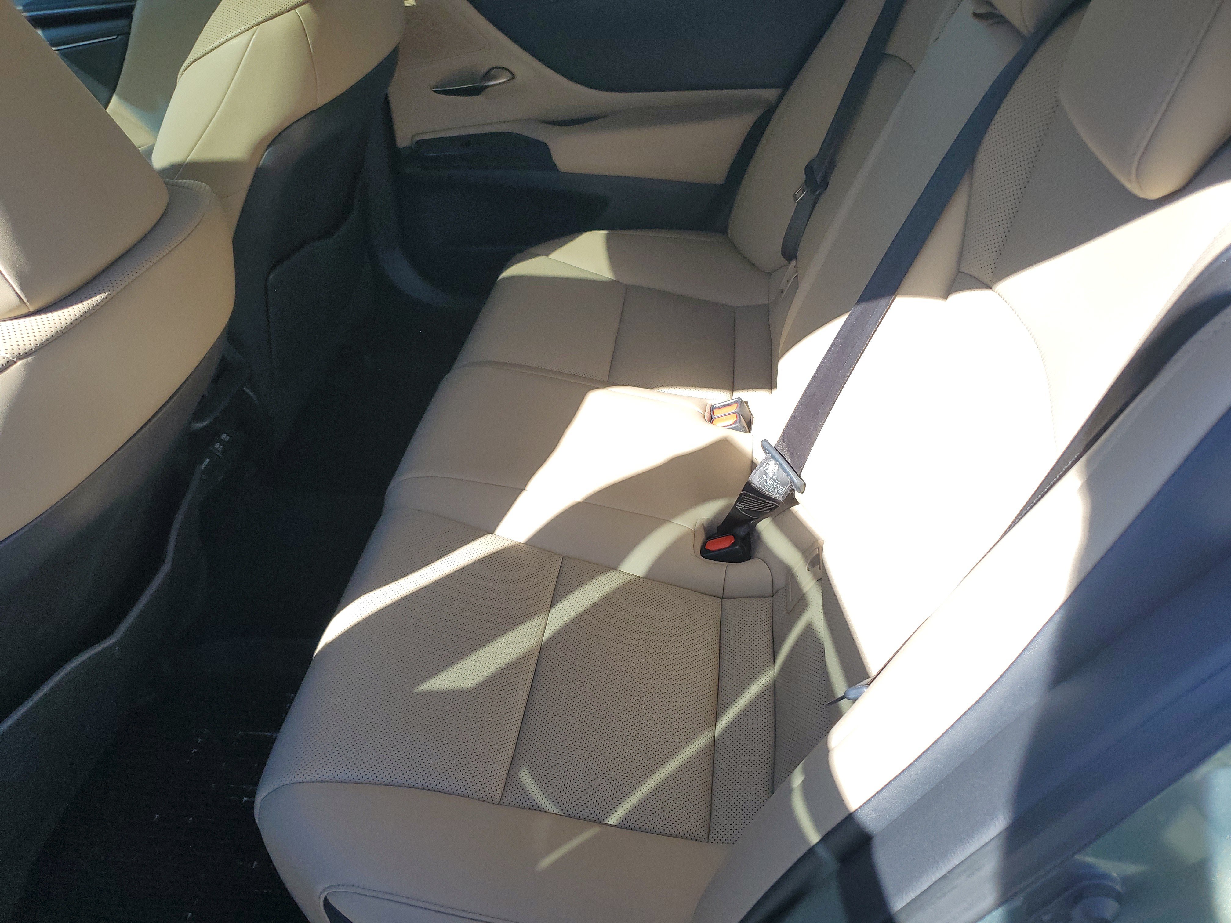 Used 2019 Lexus ES 350 w/ Premium Package FWD image 11