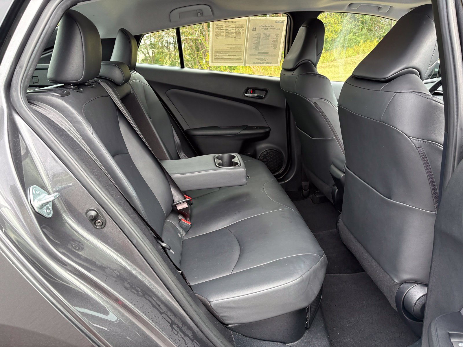 Used 2017 Toyota Prius Four w/ Advanced Technology Package FWD image 30