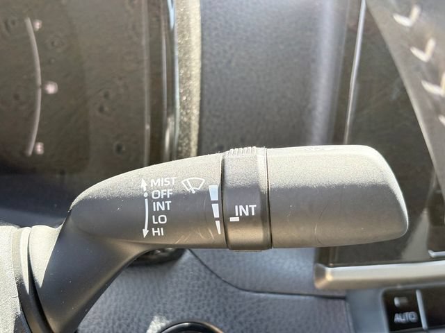 Used 2025 Toyota Camry SE FWD image 14