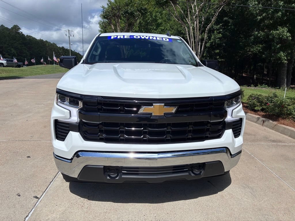 Used 2025 Chevrolet Silverado 1500 LT AWD/4WD image 2