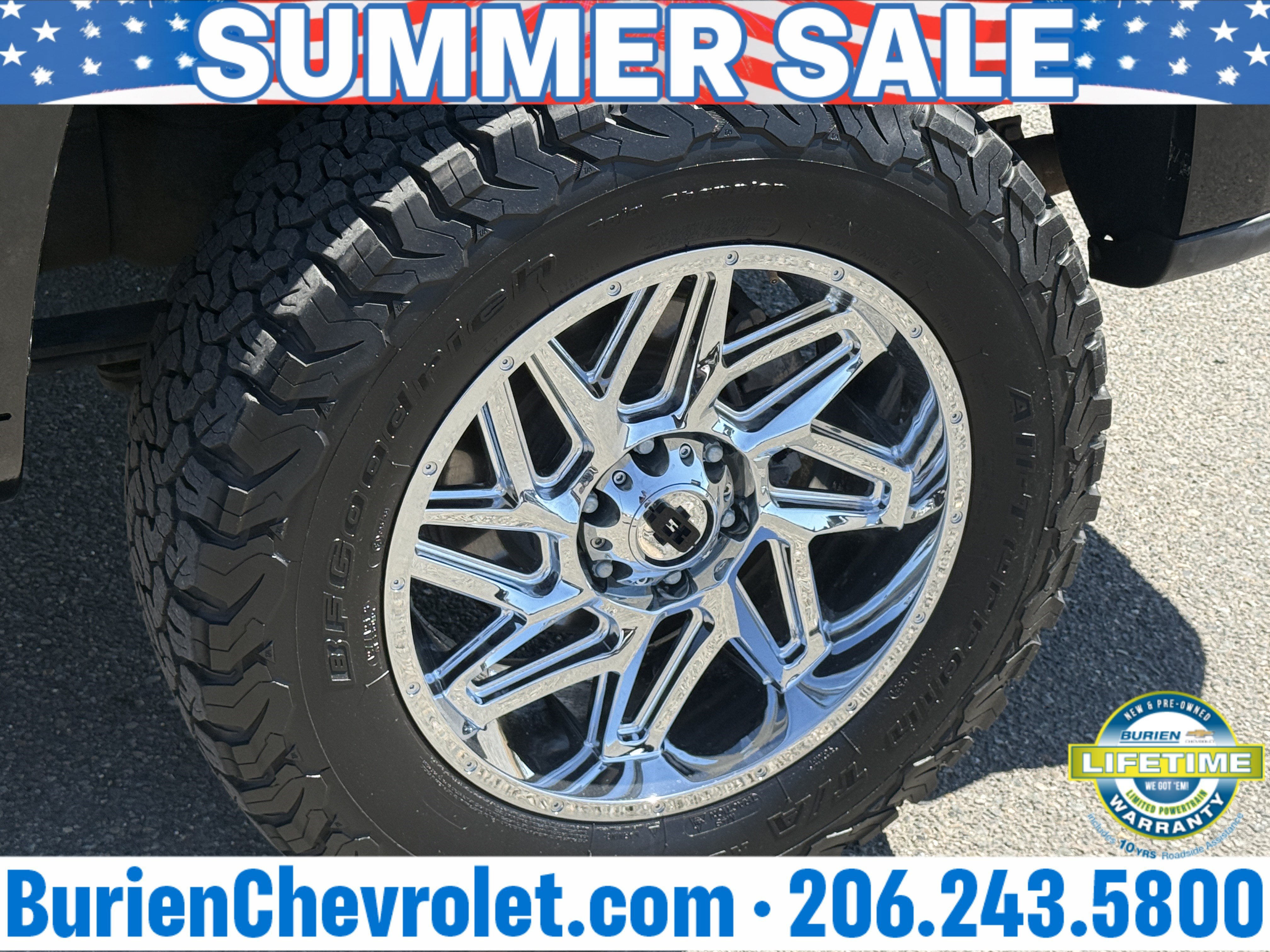 Used 2020 Chevrolet Silverado 1500 High Country w/ Technology Package AWD/4WD image 29