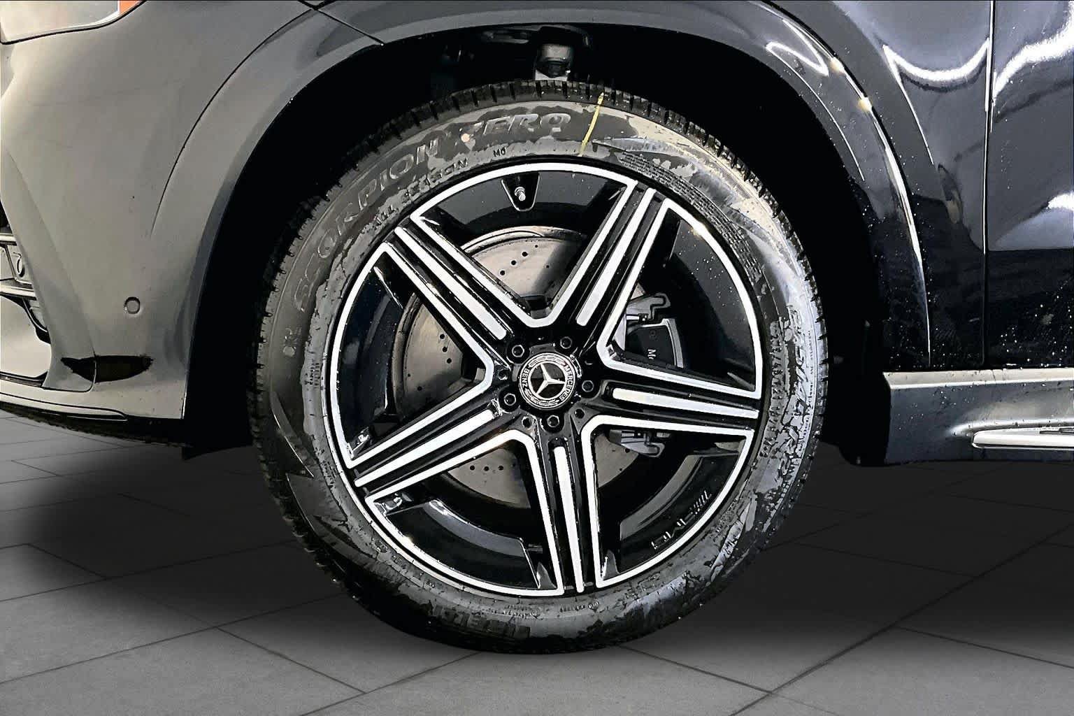 New 2026 Mercedes-Benz GLE 450 4MATIC image 17