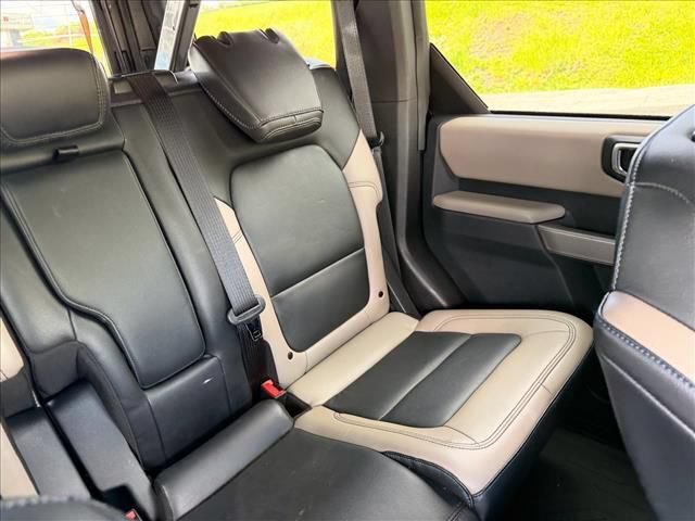 Used 2023 Ford Bronco Wildtrak AWD/4WD image 34