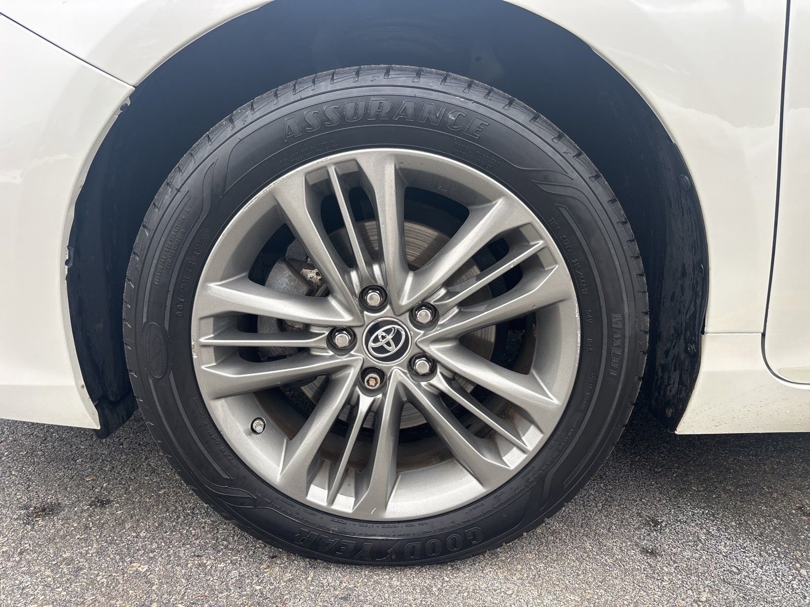 Used 2015 Toyota Camry SE image 43