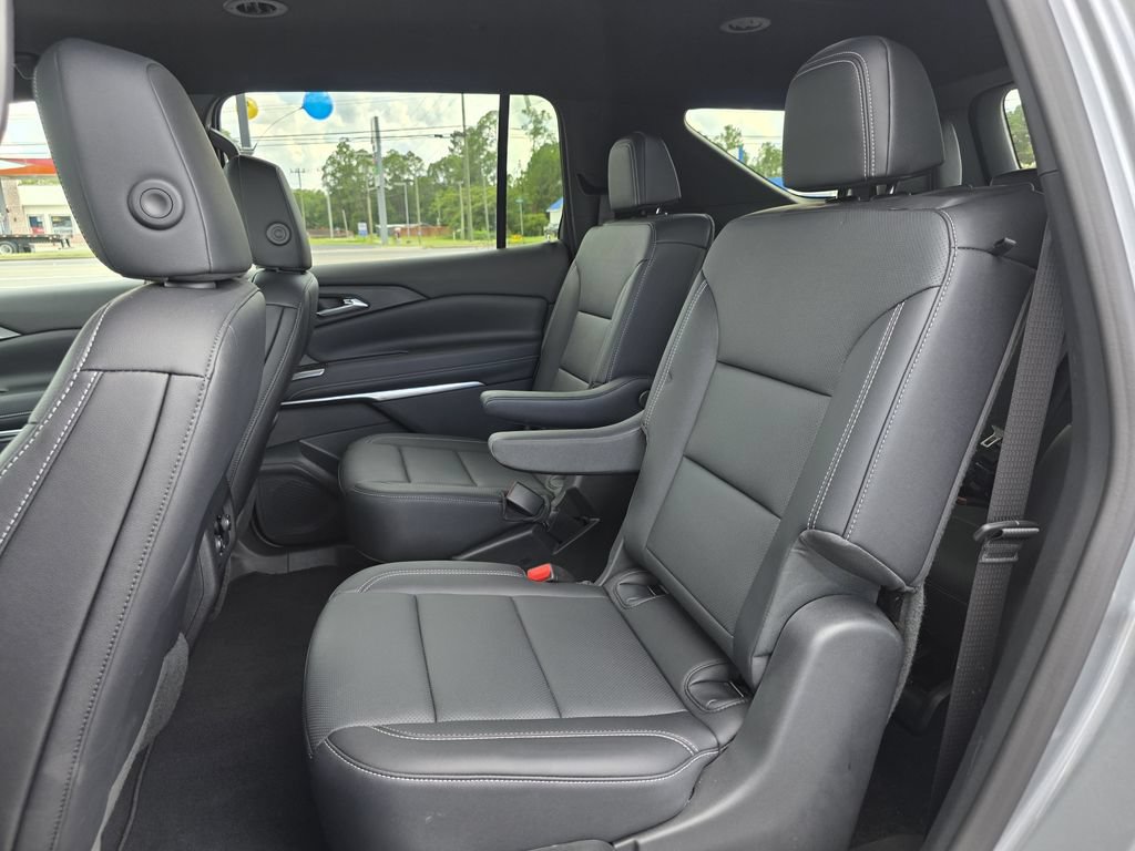 Used 2026 Chevrolet Traverse LT AWD/4WD image 15