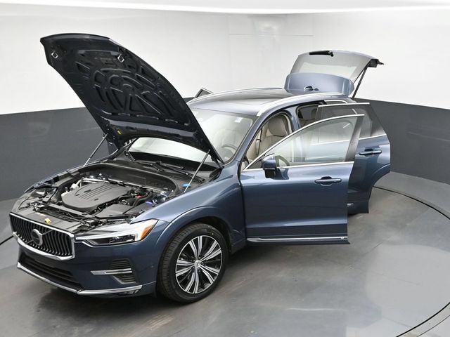 Used 2023 Volvo XC60 B5 Plus AWD/4WD image 47
