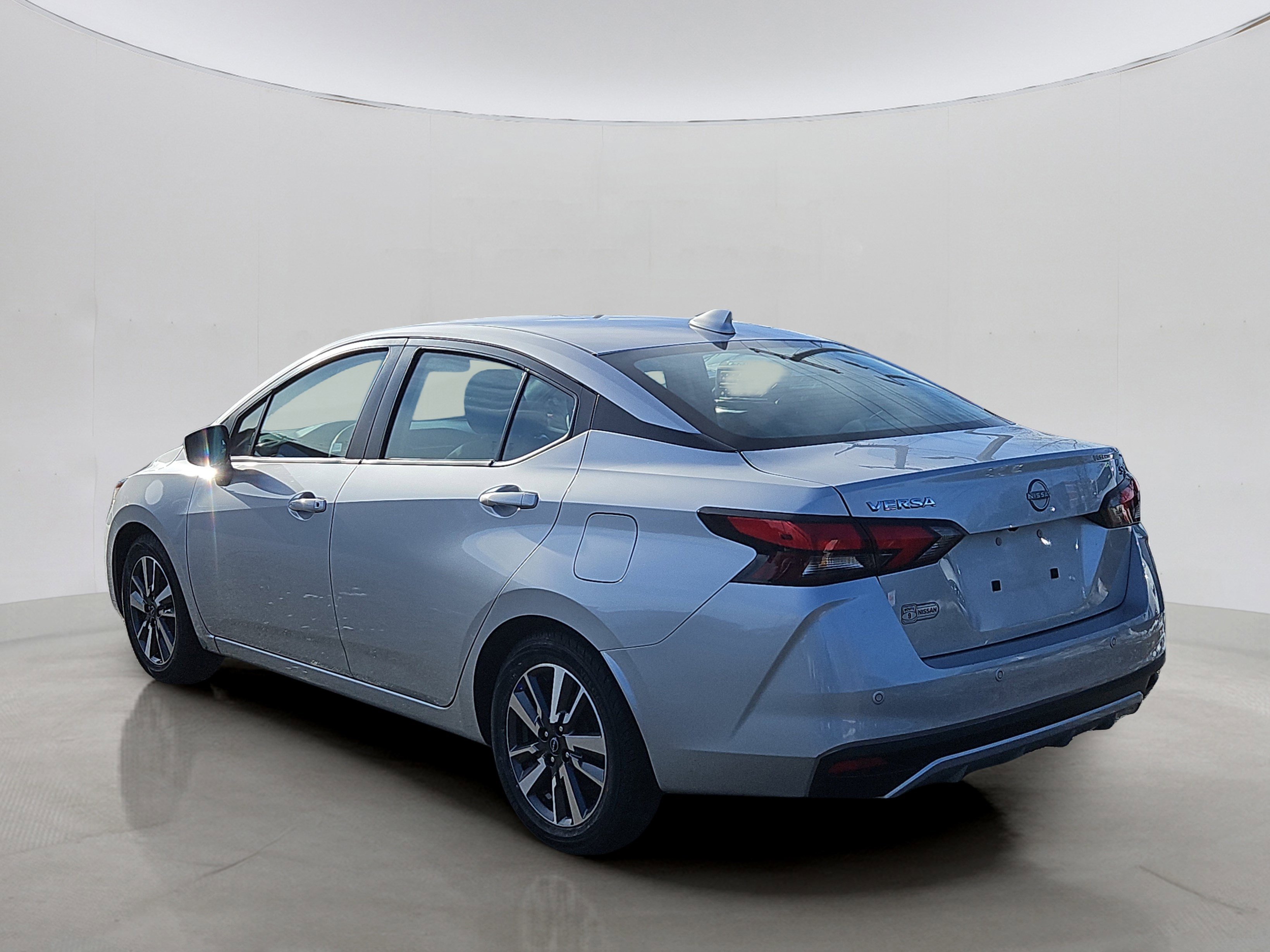 Used 2023 Nissan Versa SV image 25