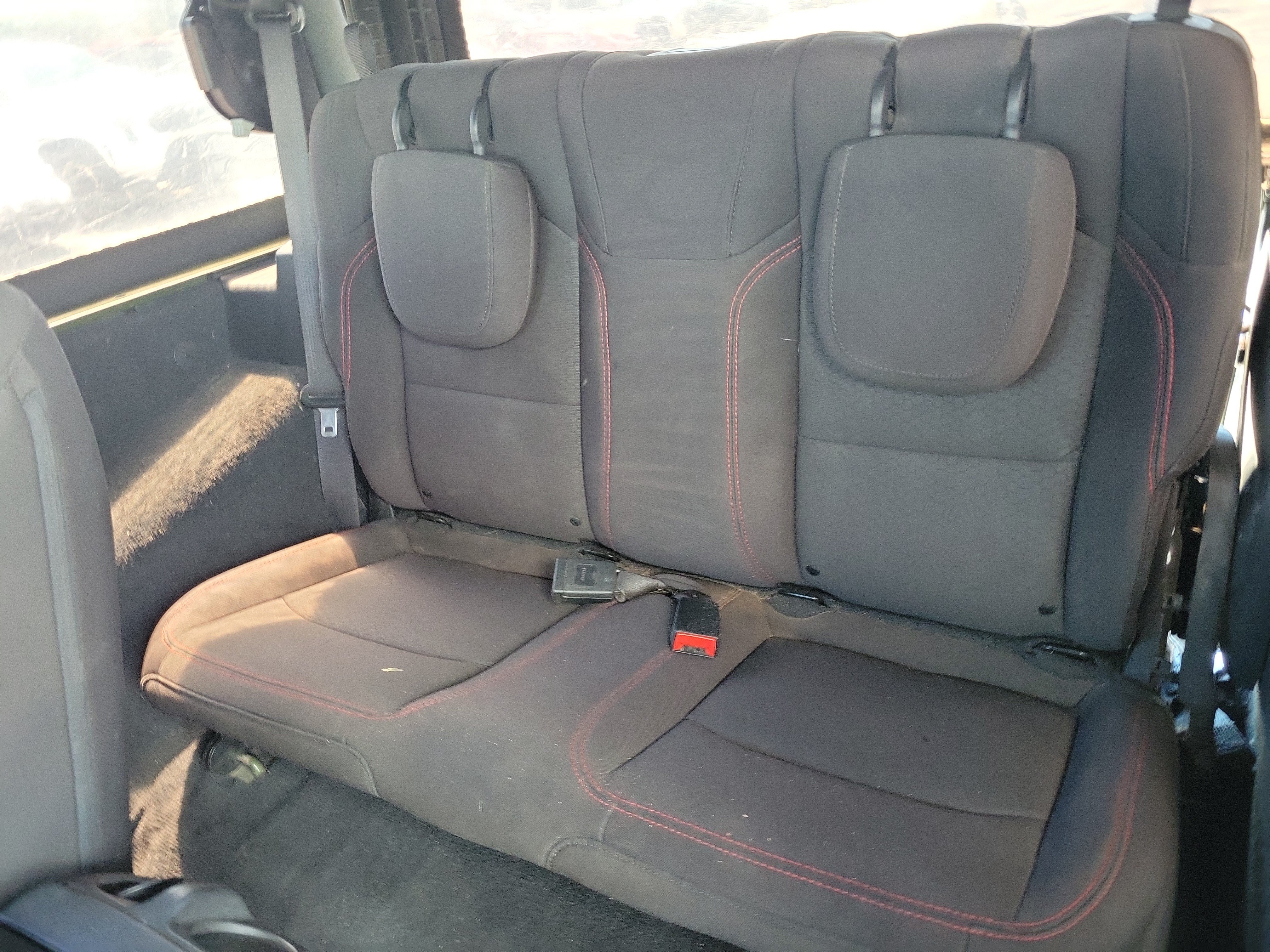 Used 2023 Jeep Wrangler Rubicon AWD/4WD image 11