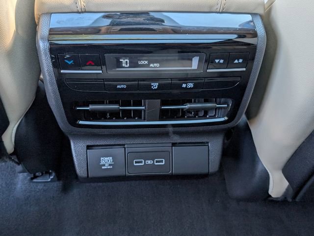 Used 2024 Acura MDX SH-AWD image 17