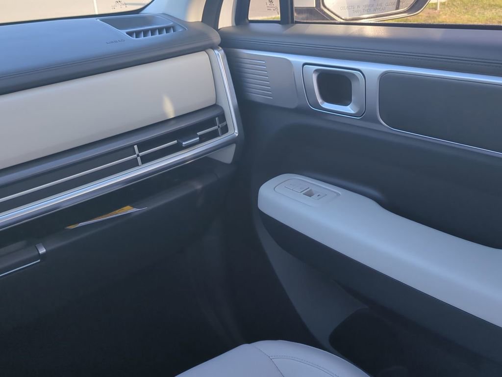 New 2026 Hyundai Santa Fe SE image 21