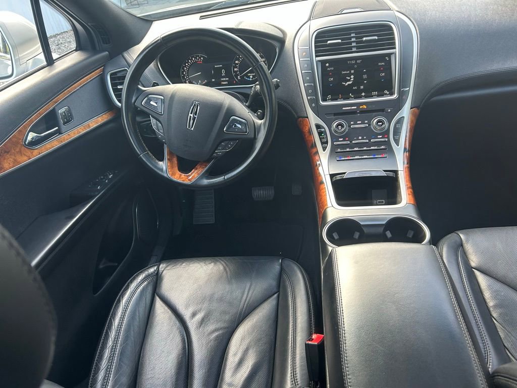 Used 2017 Lincoln MKX Reserve image 9