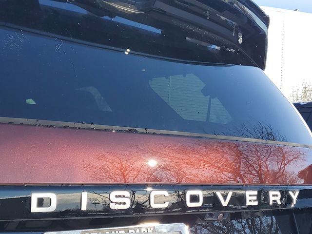 New 2026 Land Rover Discovery Limited Edition image 9