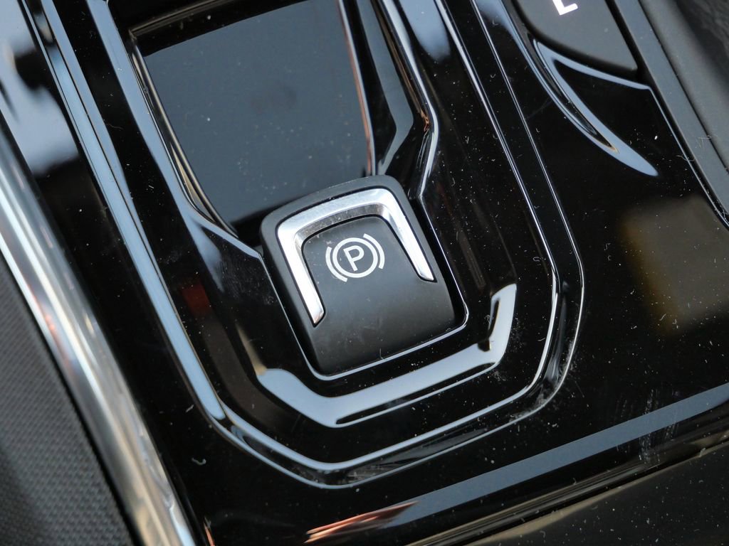 New 2026 GMC Canyon Elevation w/ Convenience Package image 48