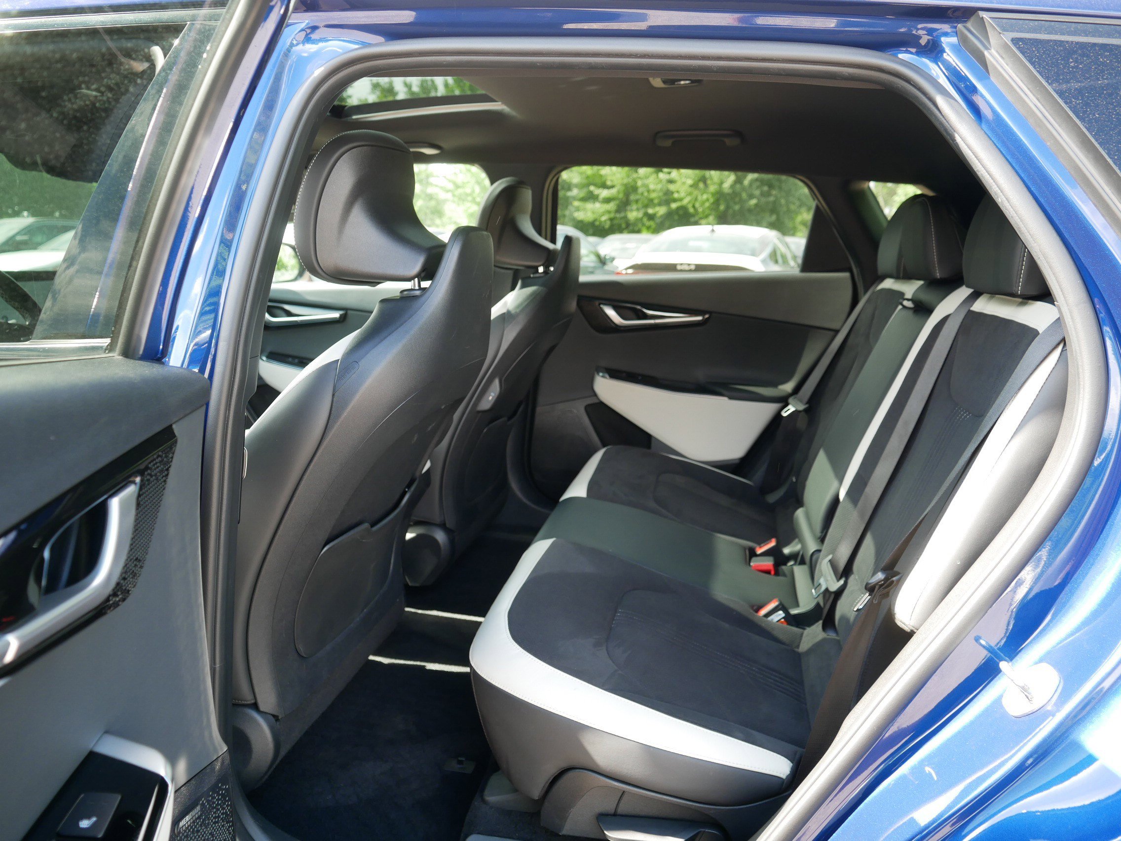 Certified 2023 Kia EV6 GT-Line w/ GT-Line Suede Seat Package AWD/4WD image 35