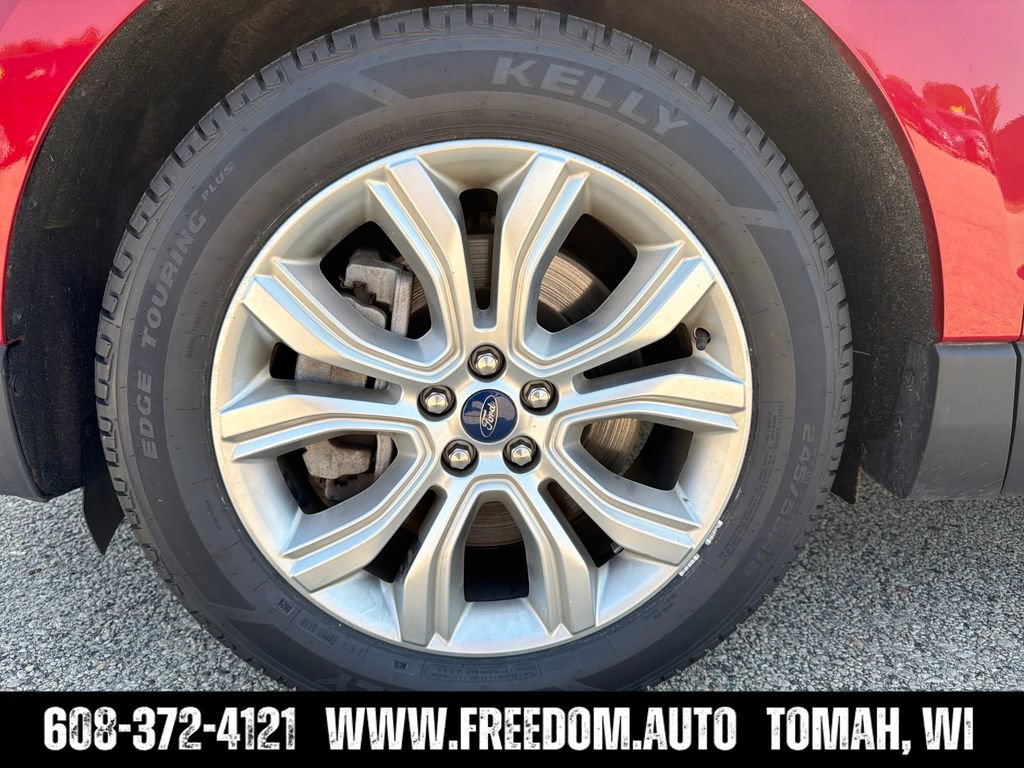 Used 2022 Ford Edge Titanium AWD/4WD image 13