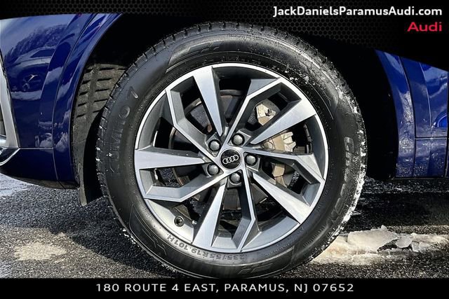 Used 2023 Audi Q5 2.0T Premium w/ Convenience Package image 8