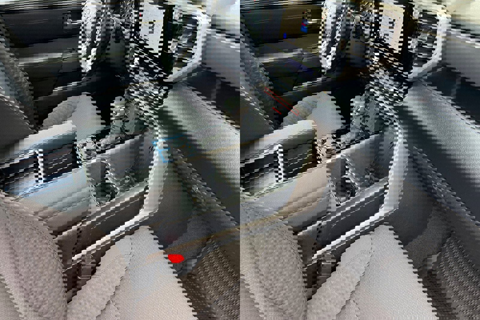 New 2025 Toyota Tundra SR5 image 18