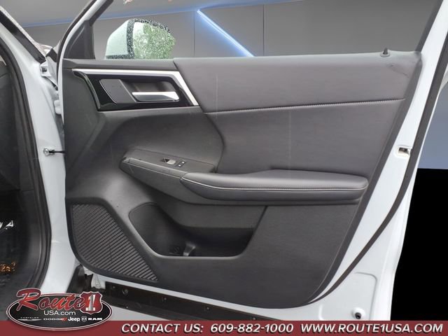 Used 2024 Mitsubishi Outlander SE FWD image 14