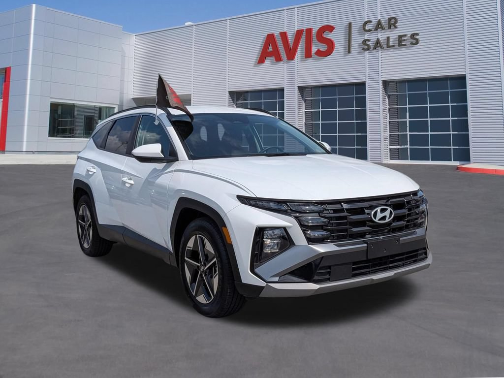 Used 2025 Hyundai Tucson SEL FWD image 3