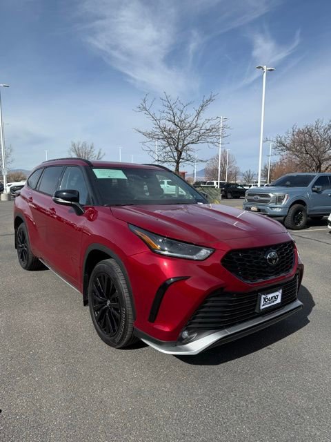 Certified 2026 Toyota Highlander XSE image 4