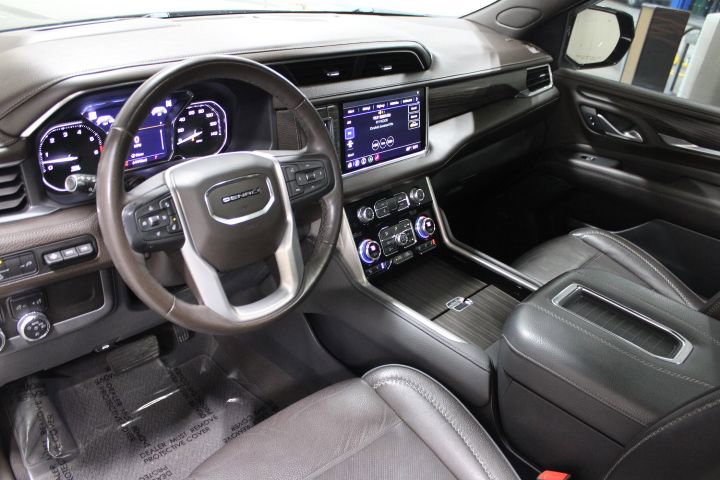 Used 2021 GMC Yukon Denali w/ LPO, Illumination Package AWD/4WD image 44