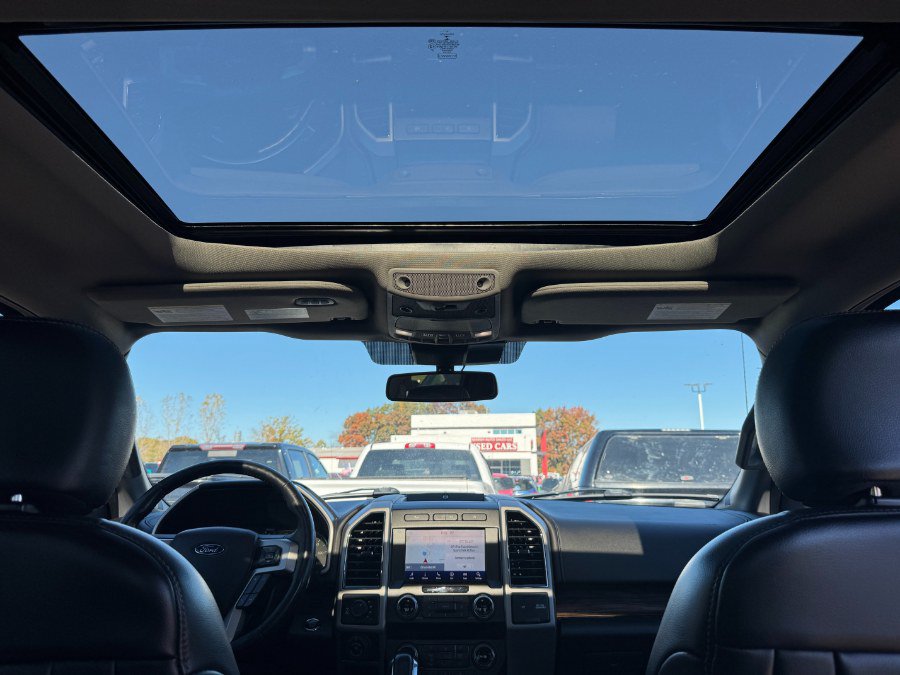 Used 2019 Ford F150 Lariat w/ Equipment Group 502A Luxury AWD/4WD image 21