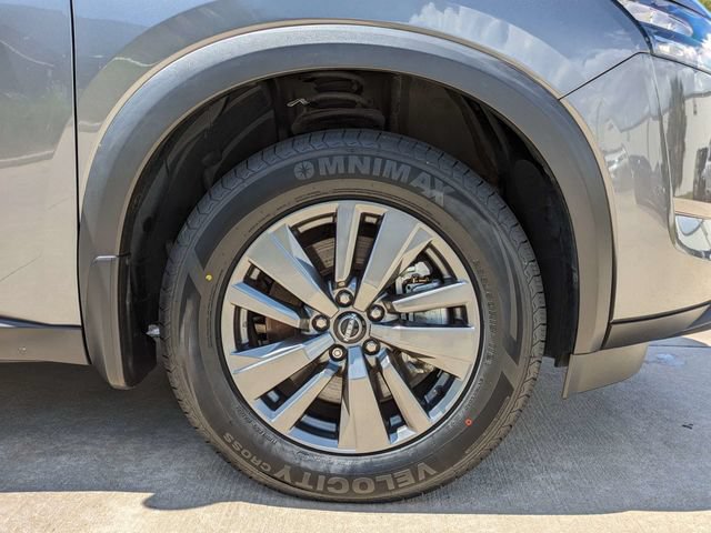 Used 2023 Nissan Pathfinder S FWD image 11