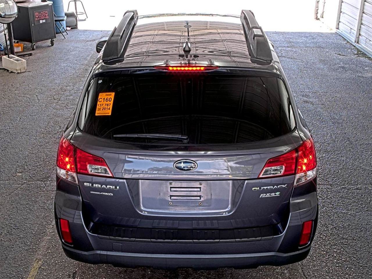 Used 2014 Subaru Outback 2.5i Premium AWD/4WD image 4