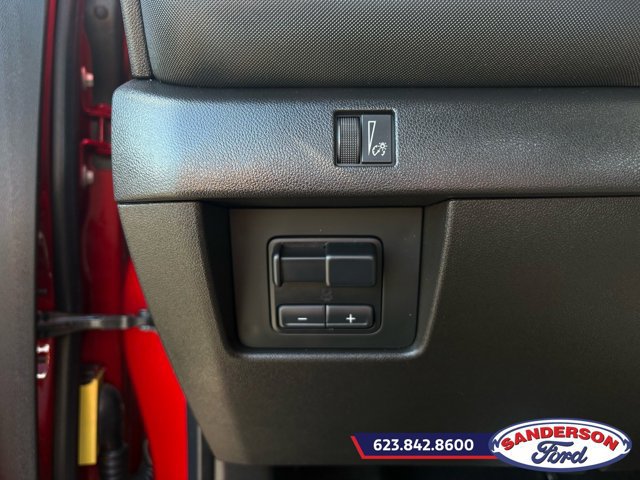 Used 2025 Chevrolet Colorado Z71 w/ Z71 Convenience Package 2 AWD/4WD image 12