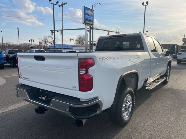 Used 2025 Chevrolet Silverado 2500 LT w/ Safety Package AWD/4WD image 7