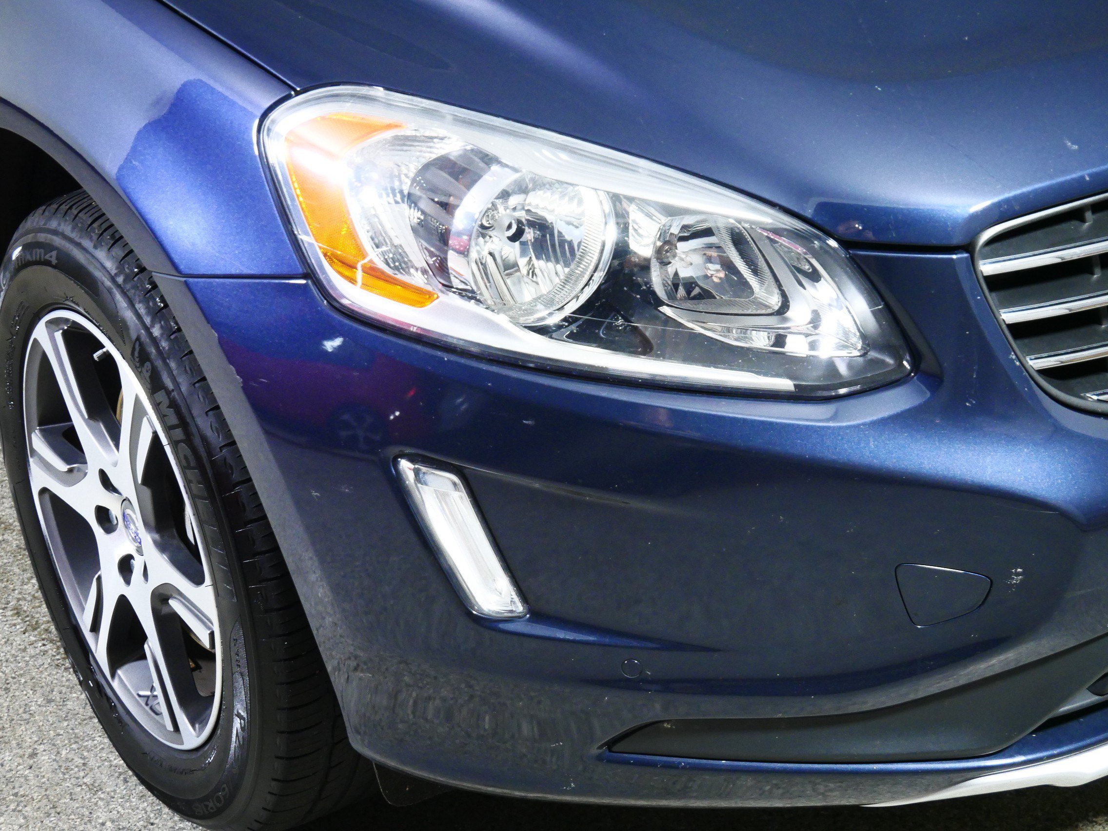 Used 2015 Volvo XC60 T6 AWD/4WD image 16
