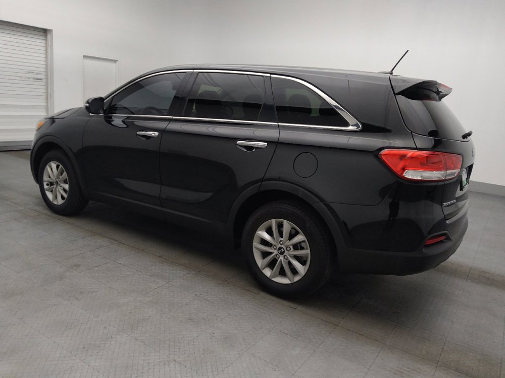 Used 2017 Kia Sorento L FWD image 3