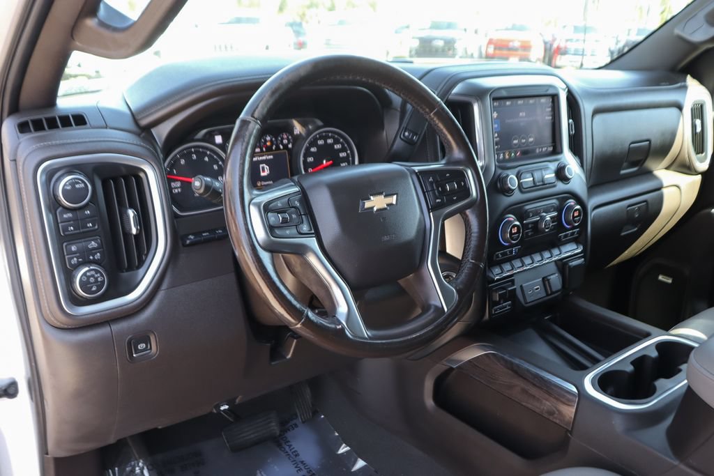 Used 2022 Chevrolet Silverado 1500 LTZ w/ LTZ Premium Package AWD/4WD image 19