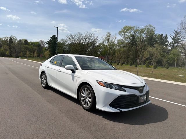 Used 2018 Toyota Camry LE w/ Moonroof Package FWD image 7