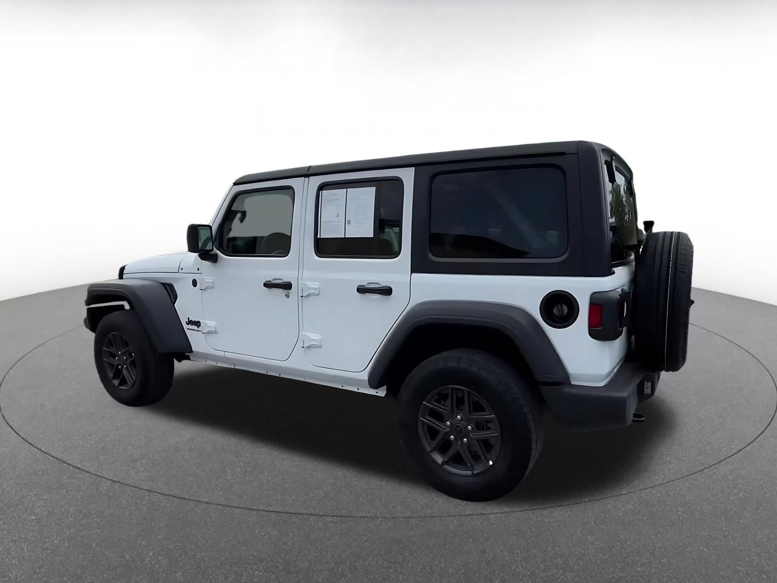 Used 2025 Jeep Wrangler Unlimited Sport AWD/4WD image 10