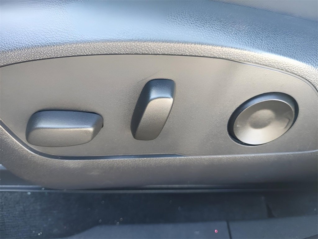 Certified 2024 Honda Prologue EX image 17