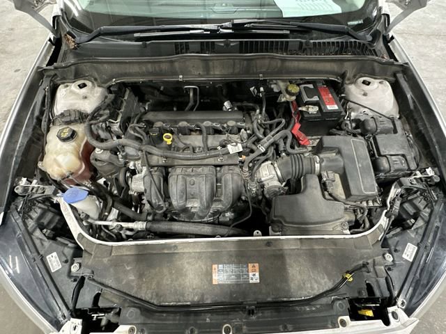 Used 2016 Ford Fusion SE FWD image 21
