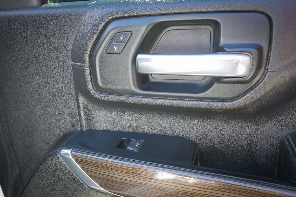 Used 2023 Chevrolet Silverado 2500 LT w/ Convenience Package image 25