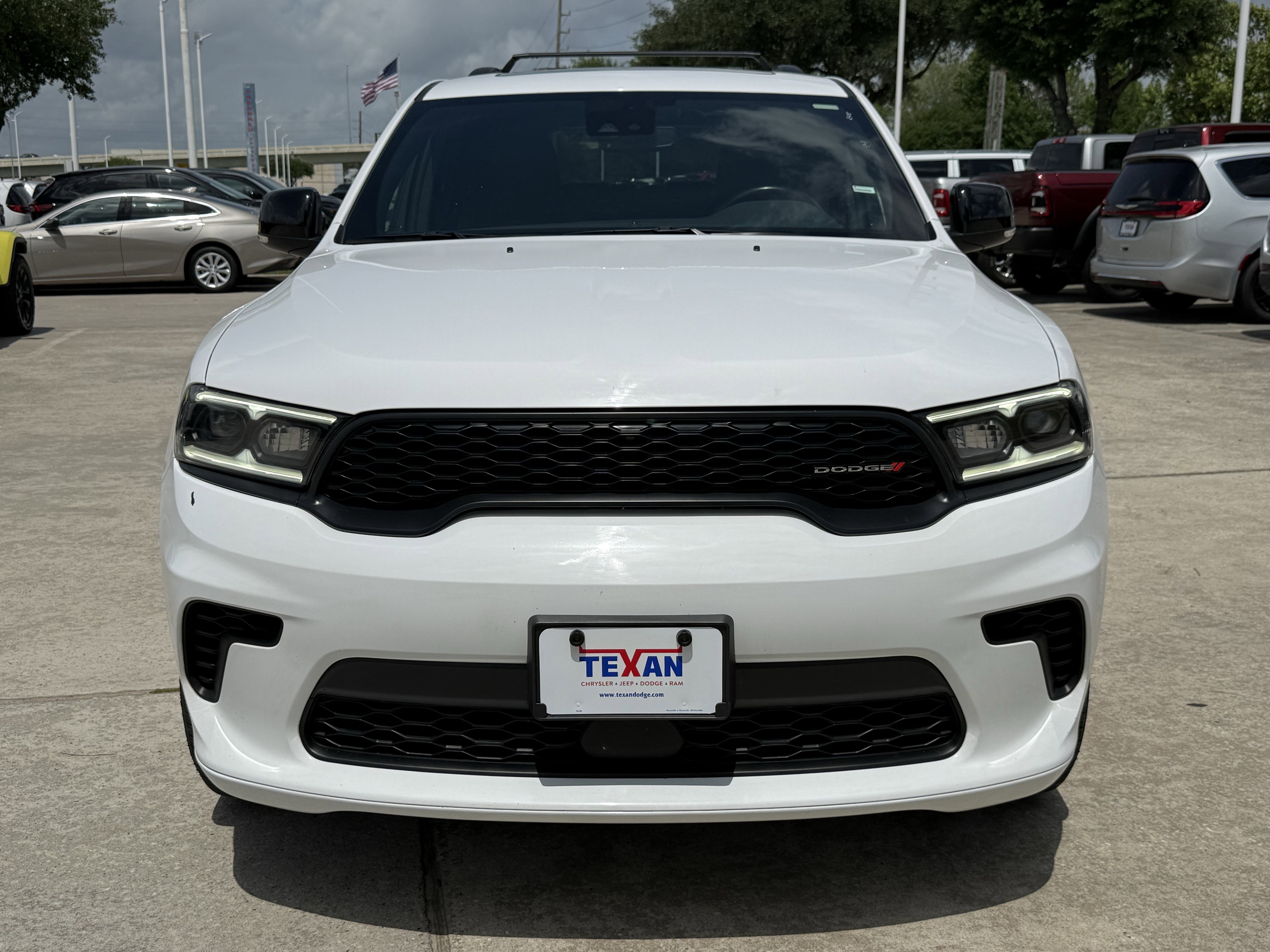 Used 2024 Dodge Durango GT AWD/4WD image 10