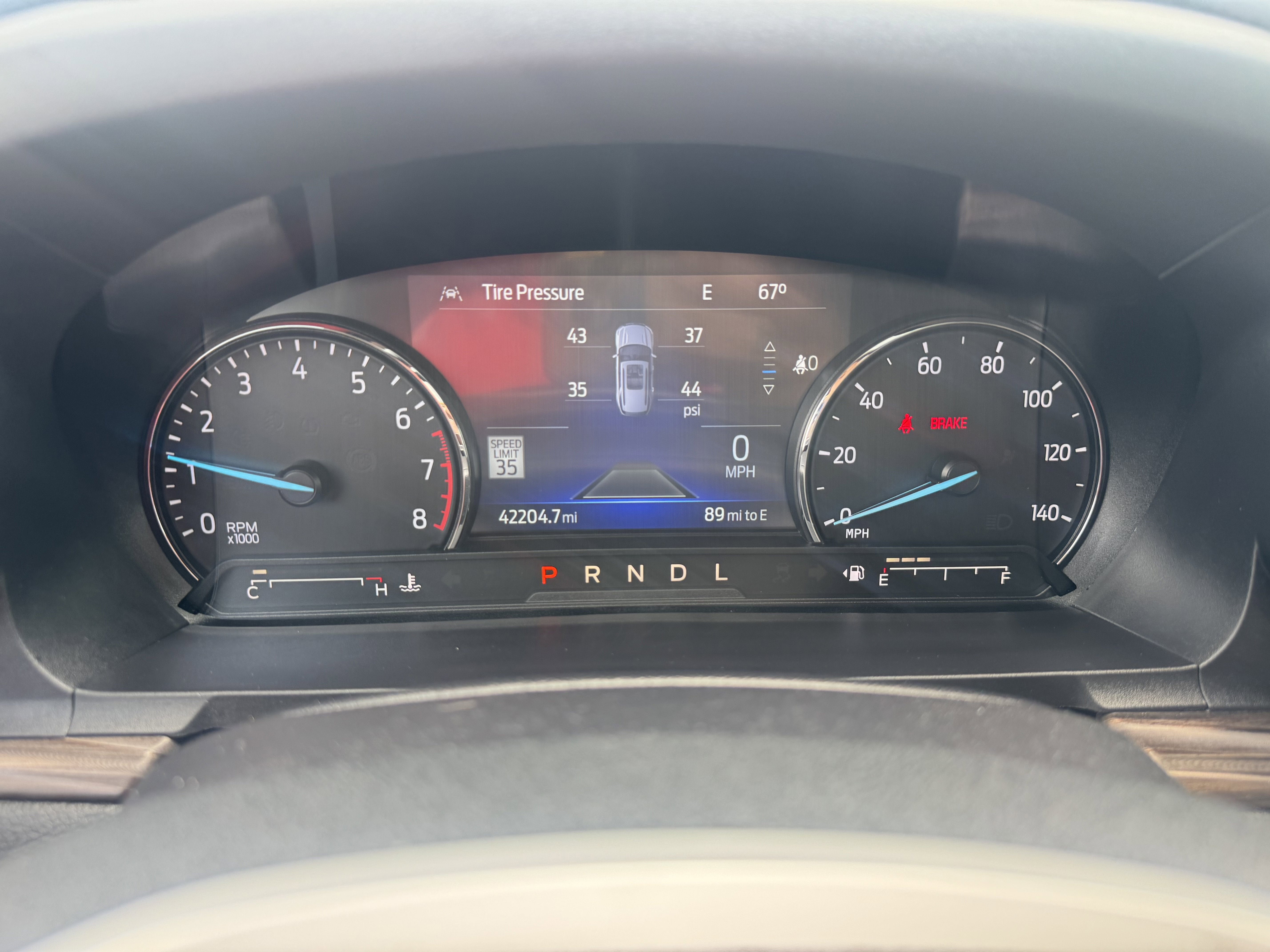 Used 2023 Ford Explorer Limited w/ Equipment Group 301A RWD image 12