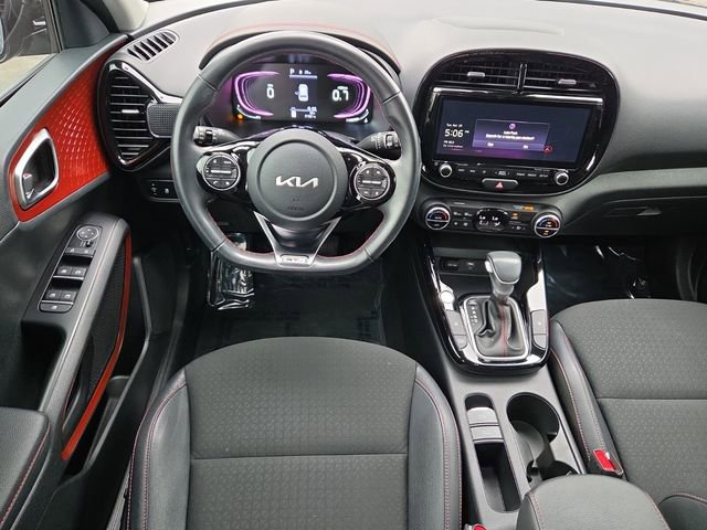 Used 2023 Kia Soul GT-Line w/ GT-Line Technology Package FWD image 15