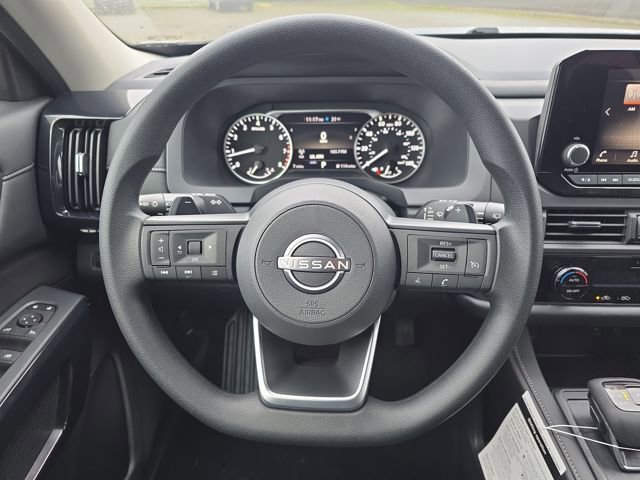 New 2025 Nissan Pathfinder S image 19