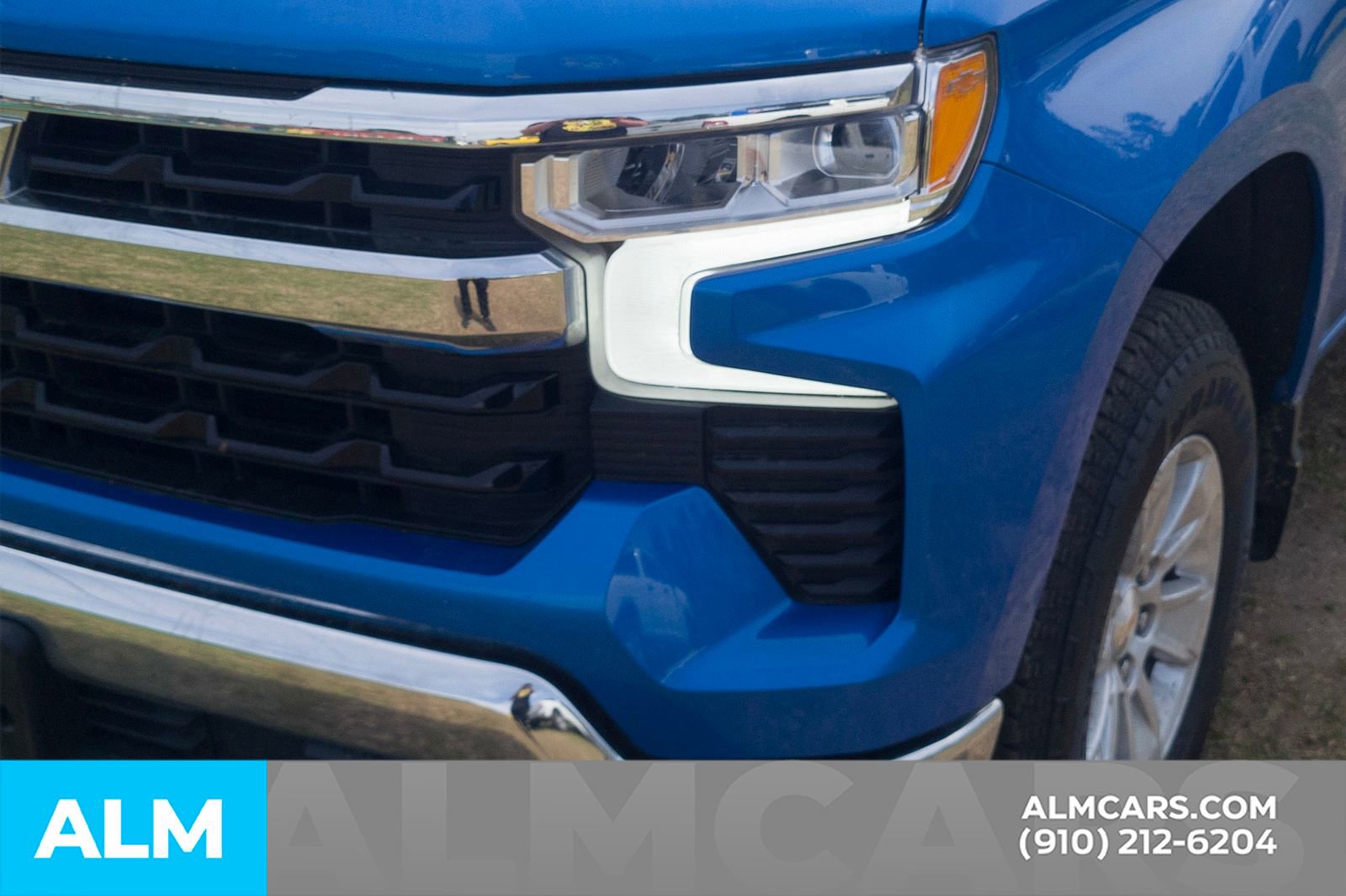 Used 2025 Chevrolet Silverado 1500 LT RWD image 13