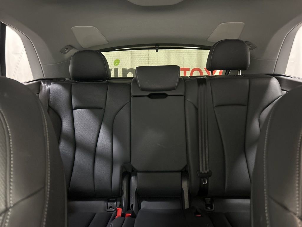 Used 2023 Audi Q8 Prestige w/ Prestige Package image 26